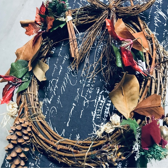 Set of 3 Grapevine Fall Thanksgiving Winter Wreaths - Picture 2 of 2